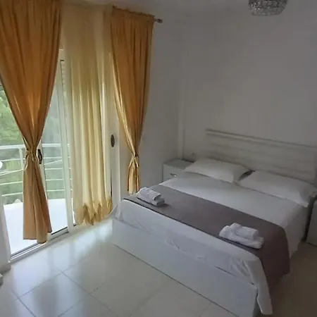 Gezimi Hotel