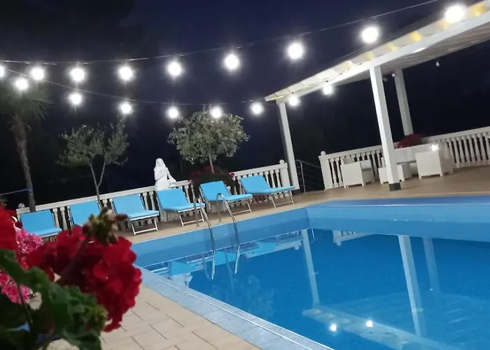 Gezimi 호텔 5*